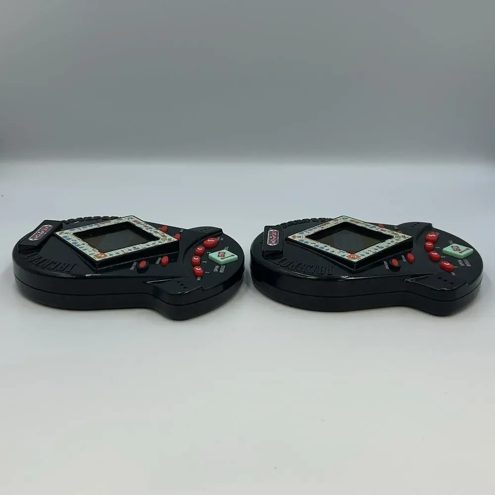 Vintage 1999 Monopoly Jackpot Pocket Slots Electronic Handheld Games by Hasbro